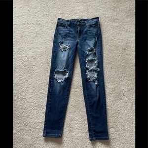 Fashion nova distressed jeans size 9